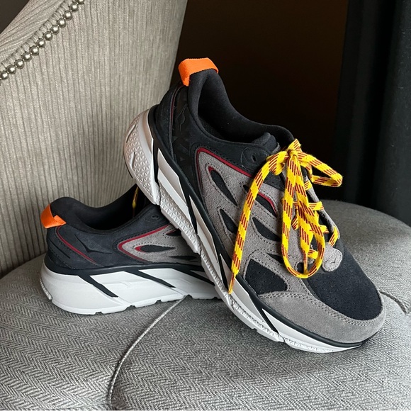 Gender Inclusive Clifton L Suede Sneaker - Picture 4 of 8